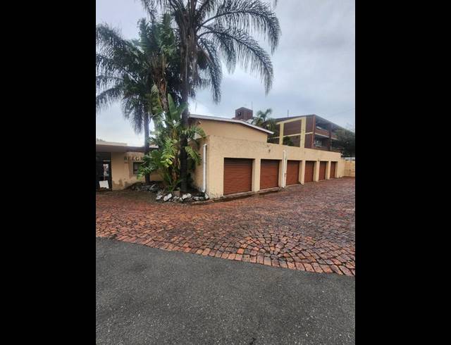 3 BEDROOM PROPERTY TO RENT IN SAVOY ESTATE